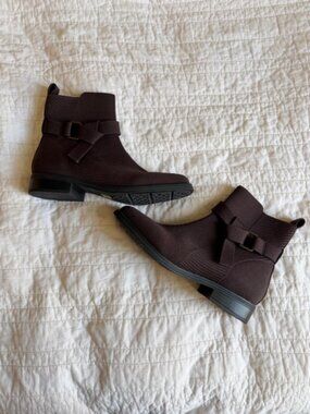 Vivaia Brown Boots size 41.5